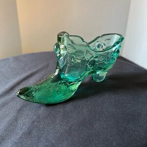 Elegant Green Glass Slipper